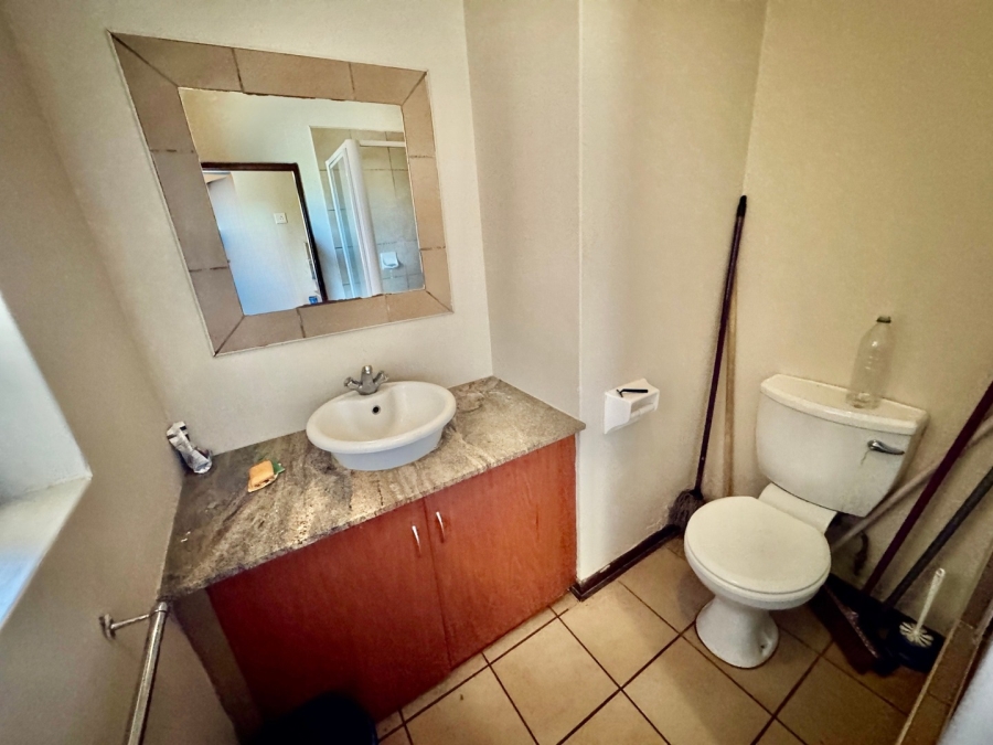 1 Bedroom Property for Sale in Dassie Rand North West